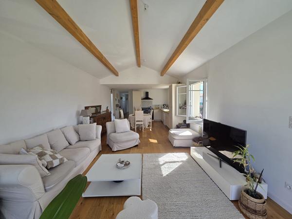 Maison aspect longère d'environ 85m2 sur la teste secteur recherché