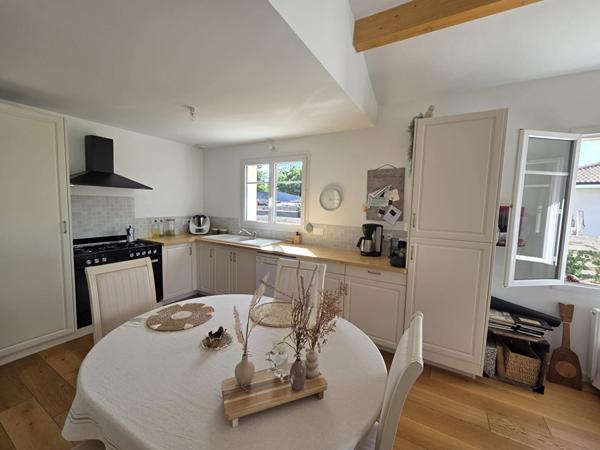 Maison aspect longère d'environ 85m2 sur la teste secteur recherché