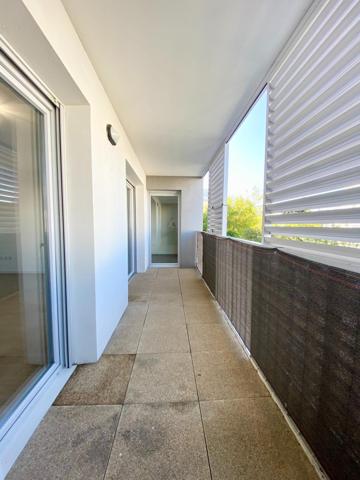 Appartement 2 pièces 45m2 avec balcon et parking