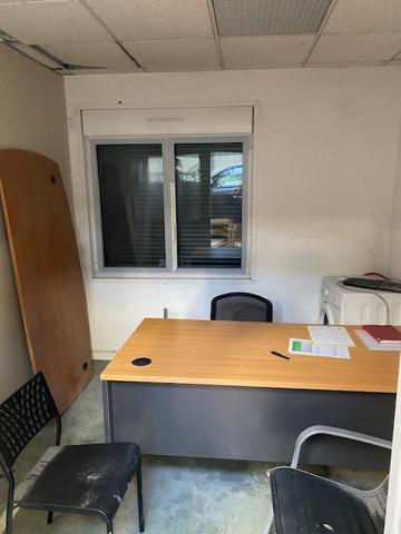 EXCLUSIVITE : A LOUER Local d'activité Treillieres 300 m²