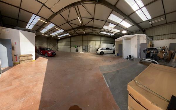 EXCLUSIVITE : A LOUER Local d'activité Treillieres 300 m²