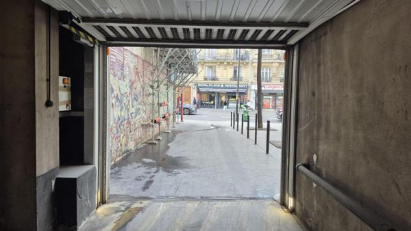 75018 / LA CHAPELLE, Parking sécurisé