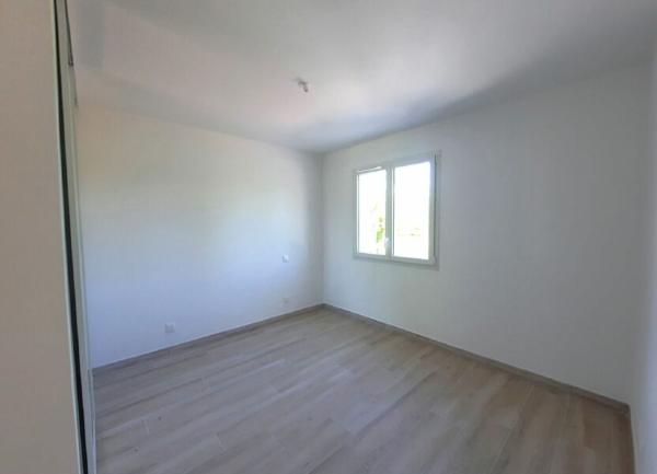 Maison à vendre  4 pièces • 92 m2 Médis