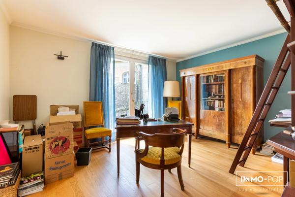 Appartement T5 de 118m2 avec balcon + cave Paris 5ème