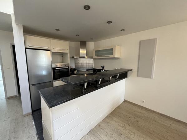Appartement à louer 890 € CC Bidache 3 p 58 m² DPE B