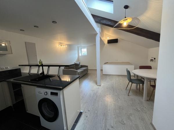 Appartement à louer 890 € CC Bidache 3 p 58 m² DPE B