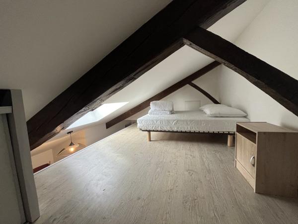Appartement à louer 890 € CC Bidache 3 p 58 m² DPE B