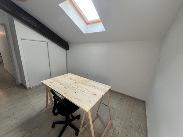 Appartement à louer 890 € CC Bidache 3 p 58 m² DPE B