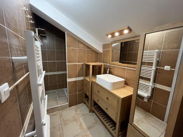 Appartement à louer 890 € CC Bidache 3 p 58 m² DPE B