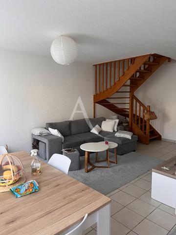 Maison d'habitation dans résidence calme et sécurisée, proche Haras.