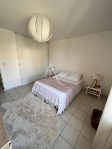 Maison d'habitation dans résidence calme et sécurisée, proche Haras.