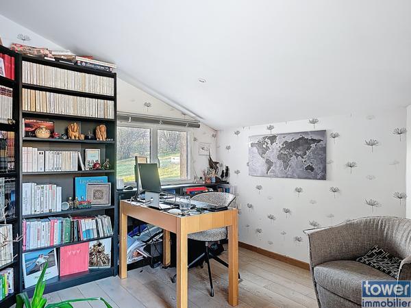 Maison
                                                                                                                                                                                                                                                                                                                        7 pièce(s)                                                                                                                                                                                                          5 chambre(s)                                                                                                                                                                                                          160  m²