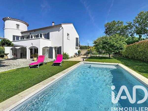 Maison à vendre 6 pièces 175 m² Pélissanne