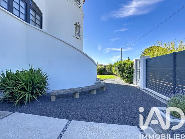 Maison à vendre 6 pièces 175 m² Pélissanne