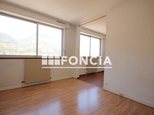 Location Studio 27.8 m² - LE MANHATTAN La Tronche 38700
