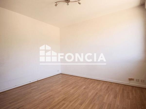 Location Studio 27.8 m² - LE MANHATTAN La Tronche 38700