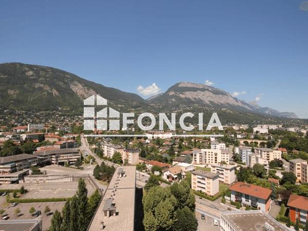 Location Studio 27.8 m² - LE MANHATTAN La Tronche 38700