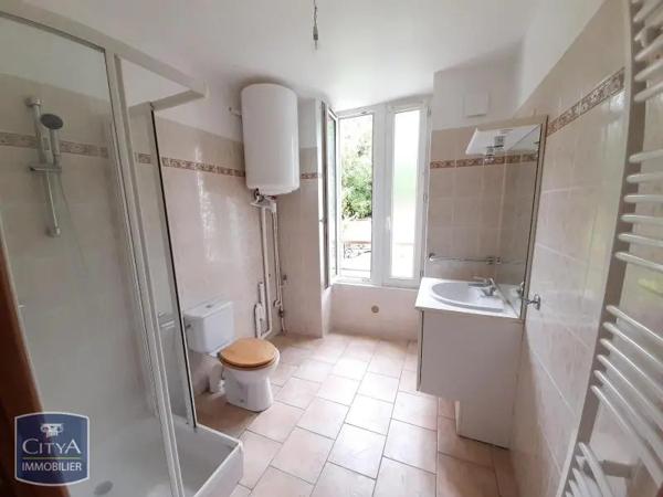 Appartement à louer 2 pièces 39.1m² Corbeil-Essonnes (91100)