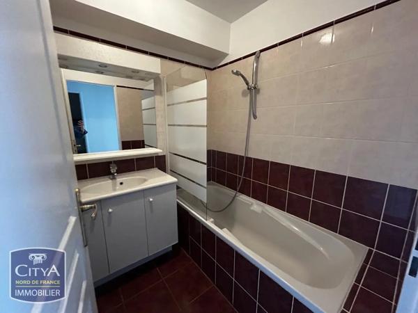 Appartement à louer 1 pièce 31.67m² La Madeleine (59110)