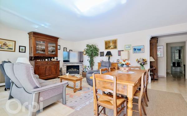 Appartement à vendre    4 pièces • 111 m2 Cannes