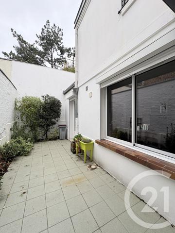 Maison à vendre  6 pièces - 175 m2 ST QUENTIN - 02