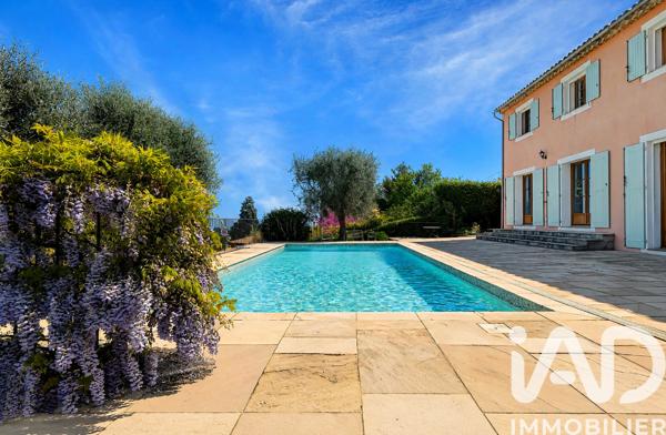 Maison à vendre 6 pièces 200 m² Châteauneuf-Grasse