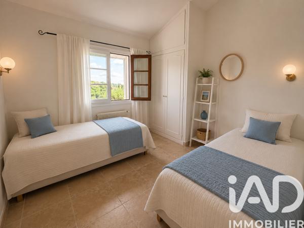 Maison à vendre 6 pièces 200 m² Châteauneuf-Grasse