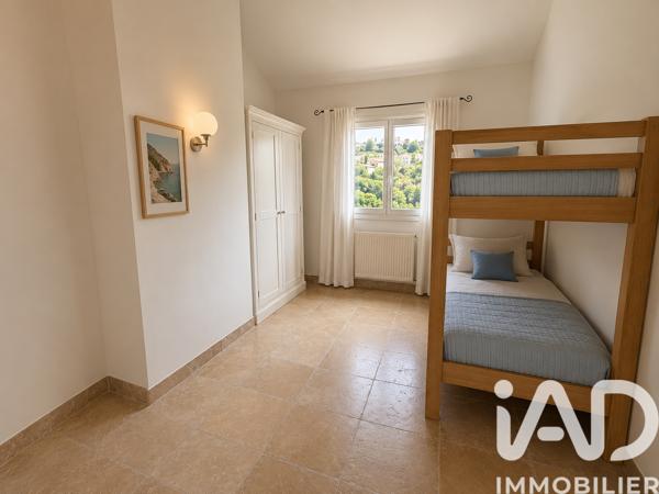 Maison à vendre 6 pièces 200 m² Châteauneuf-Grasse