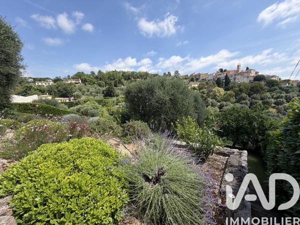 Maison à vendre 6 pièces 200 m² Châteauneuf-Grasse