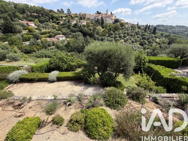 Maison à vendre 6 pièces 200 m² Châteauneuf-Grasse