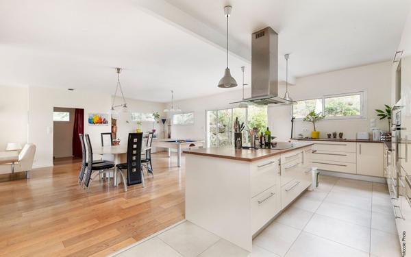 Maison à vendre    7 pièces • 180 m2 Castanet-Tolosan