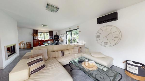 Villa d'architecte à Thann 8 pièces 216 m2 sur 8a07