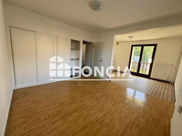 Location Studio 34 m² - 111-113 CHEMIN DE BARRAL St Vital 73460