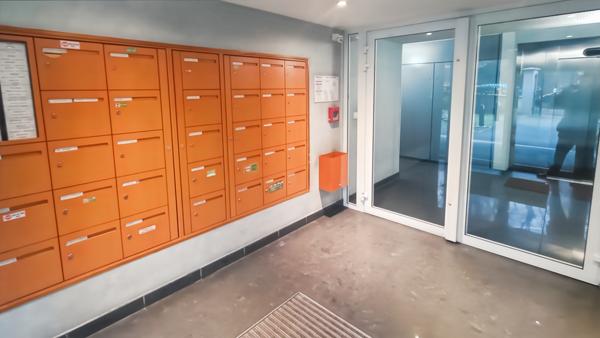 PROCHE MÉTRO 11 - APPARTEMENT T3 AVEC JARDIN