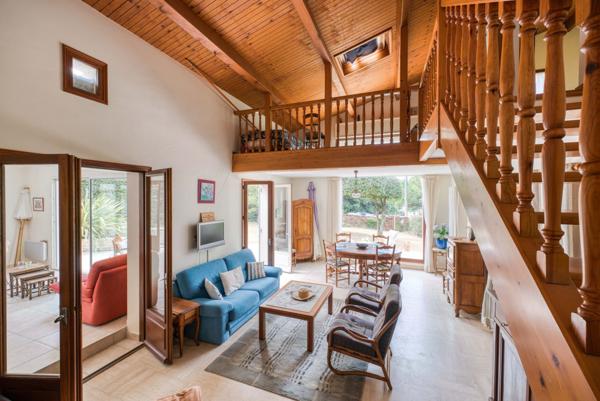 EXCUSIVITE : VILLA BALNEAIRE FACE A LA PLAGE DU PLATIN SAINT PALAIS SUR MER