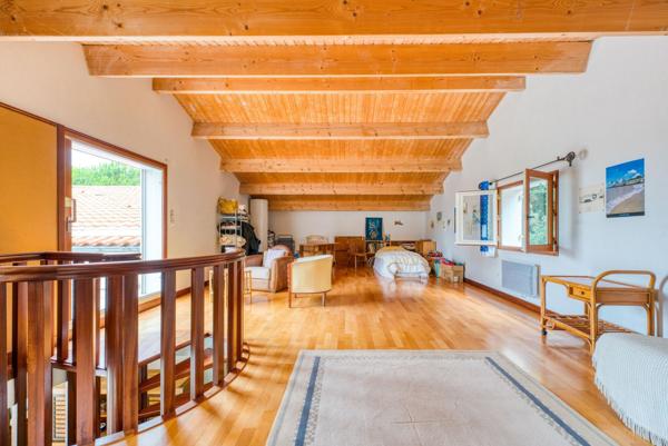 EXCUSIVITE : VILLA BALNEAIRE FACE A LA PLAGE DU PLATIN SAINT PALAIS SUR MER