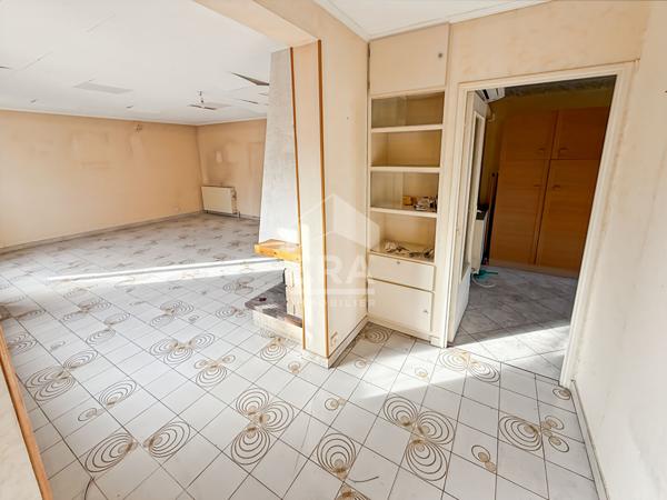 Les Pennes Mirabeau - Maison Traditionnelle T4 de 100 m2 + garage 22m2 et sous sol 50m2 sur une parcelle de 520m2 envirnon