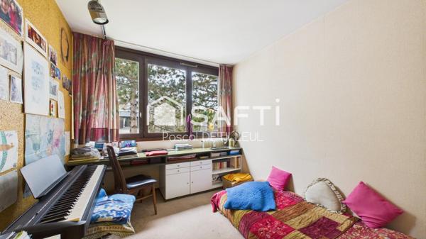 GARCHES - Buzenval appartement 5 pièces 99m2 - Dernier étage vue 180° sur Paris