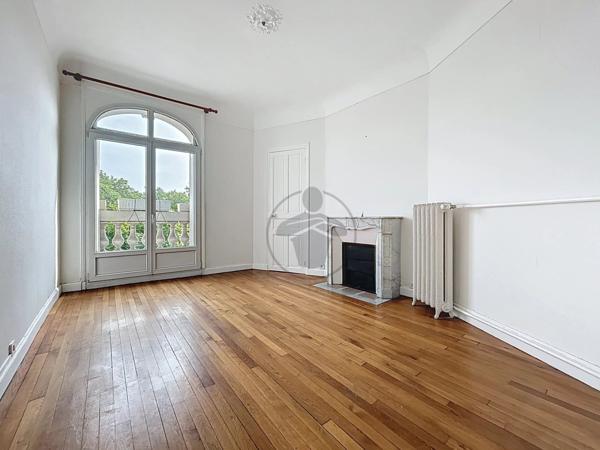 Vente Appartement 5 pièces 125 m2 à Saint-Quentin