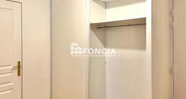 Location Appartement 2 pièces 57.27 m² - Paris 75020