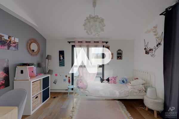 Maison Rueil Malmaison 5 pièce(s) 130 m2 1 250 000 € ** - Référence 18891