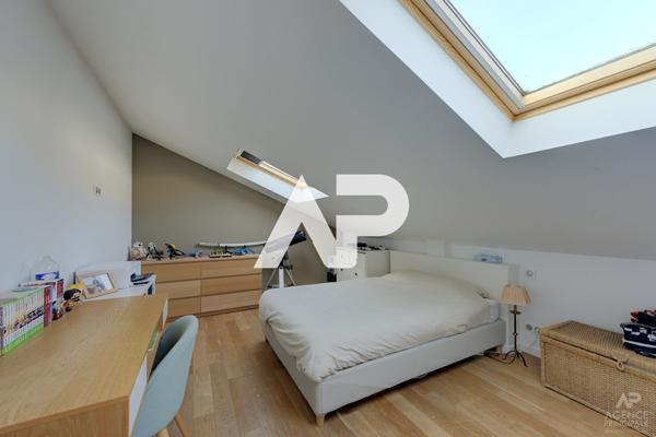 Maison Rueil Malmaison 5 pièce(s) 130 m2 1 250 000 € ** - Référence 18891