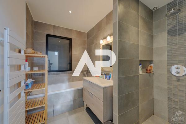 Maison Rueil Malmaison 5 pièce(s) 130 m2 1 250 000 € ** - Référence 18891