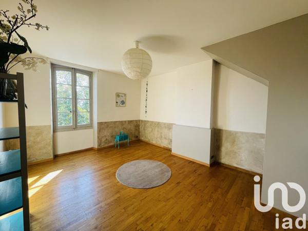 Maison 5 pièces de 177 m² à Lagrave (81150)