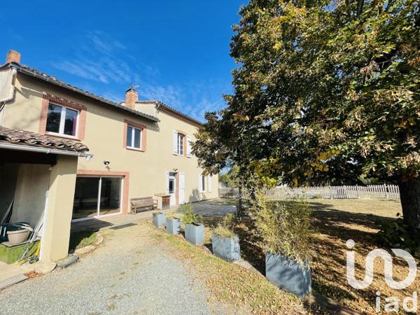 Maison 5 pièces de 177 m² à Lagrave (81150)