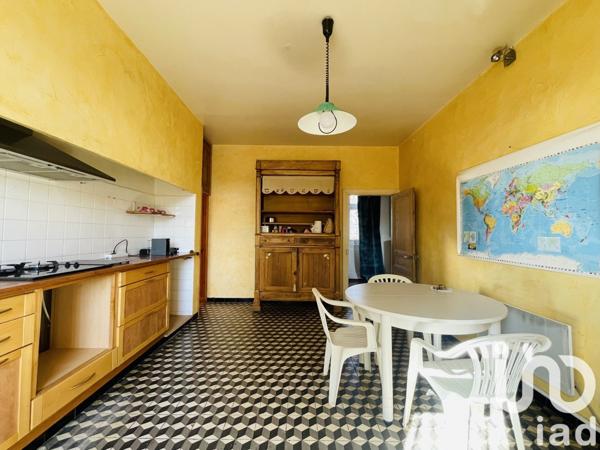 Maison 5 pièces de 177 m² à Lagrave (81150)