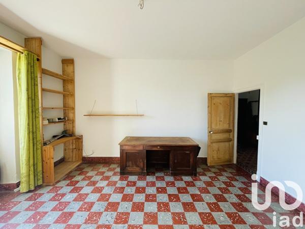 Maison 5 pièces de 177 m² à Lagrave (81150)