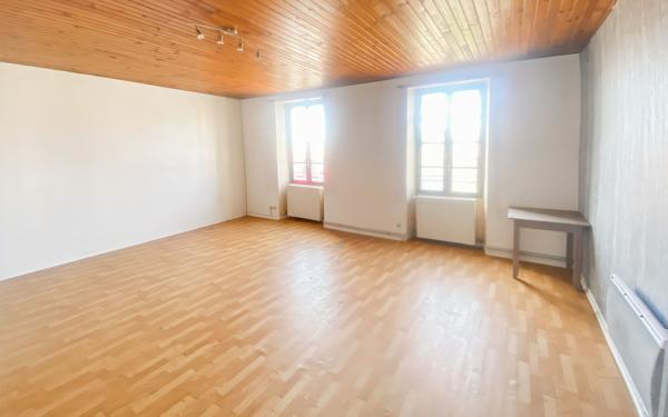 Maison à vendre    4 pièces •  Puylaroque