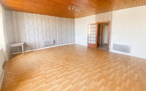 Maison à vendre    4 pièces •  Puylaroque