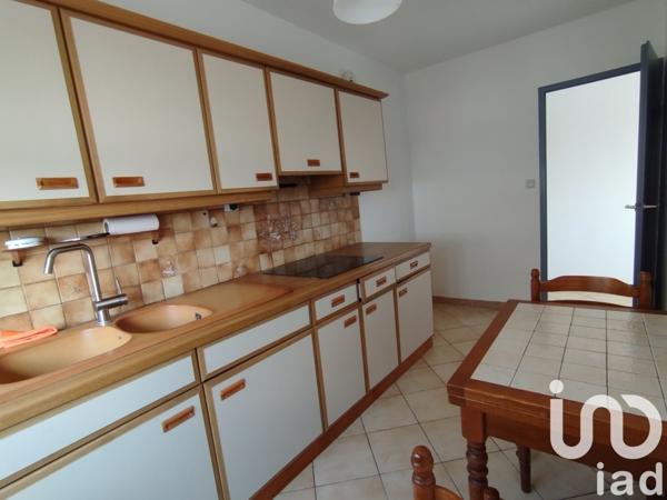 Appartement 3 pièces de 61 m² à Mons-en-Barœul (59370)